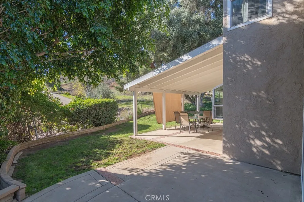 8303 Whispering Tree, Jurupa Valley, California 92509 home-pic-33